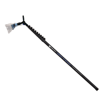 Compact Black Pole 30&rsquo;